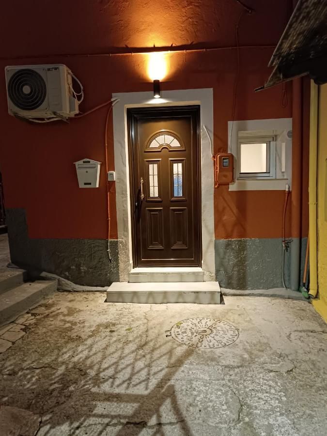 Newly Renovated Apartment Next To The Port Corfu  Exterior foto